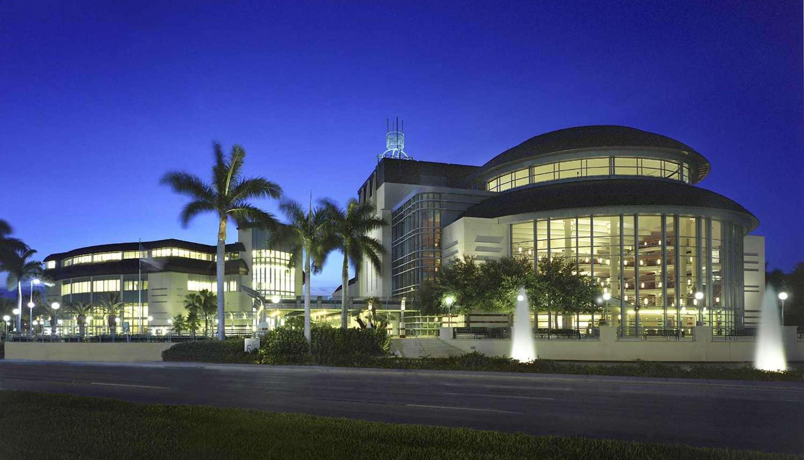 Hilton Garden Inn Boca Raton Buitenkant foto